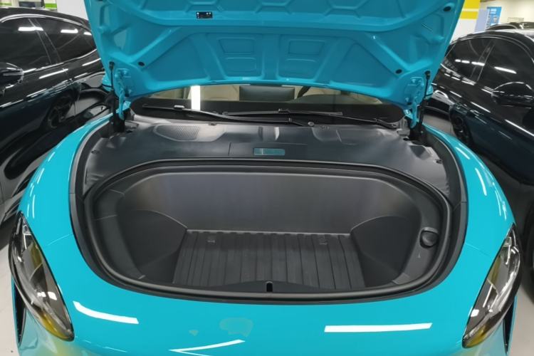 Used Xiaomi Auto SU7 2024 Rear-Drive Ultra-Long Range Advanced Pro-Level Intelligent Driving Version Engine Bay