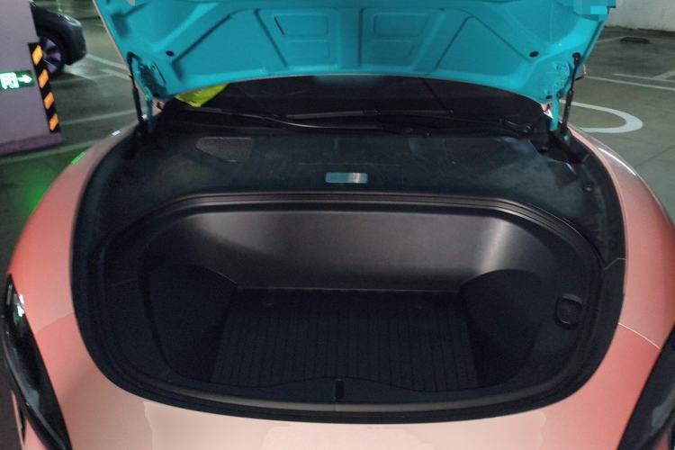 Used Xiaomi Auto SU7 2024 Four-Wheel Drive Ultra-Long Range Advanced Intelligent Driving Max Edition Engine Bay