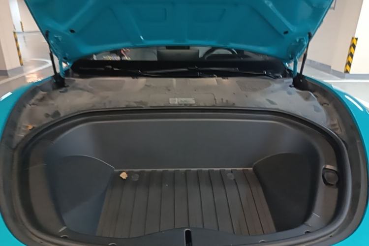 Used Xiaomi Auto SU7 2024 Four-Wheel Drive Ultra-Long Range Advanced Intelligent Driving Max Edition Engine Bay
