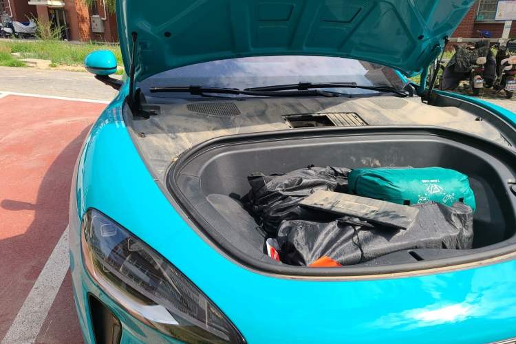 Used Xiaomi Auto SU7 2024 Rear-Drive Ultra-Long Range Advanced Pro-Level Intelligent Driving Version Engine Bay Right