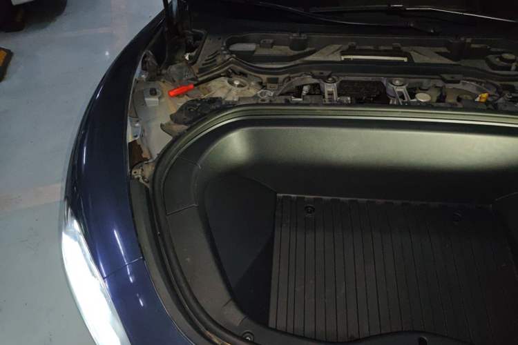 Used Xiaomi Auto SU7 2024 Four-Wheel-Drive Max Founder's Edition Engine Bay Right
