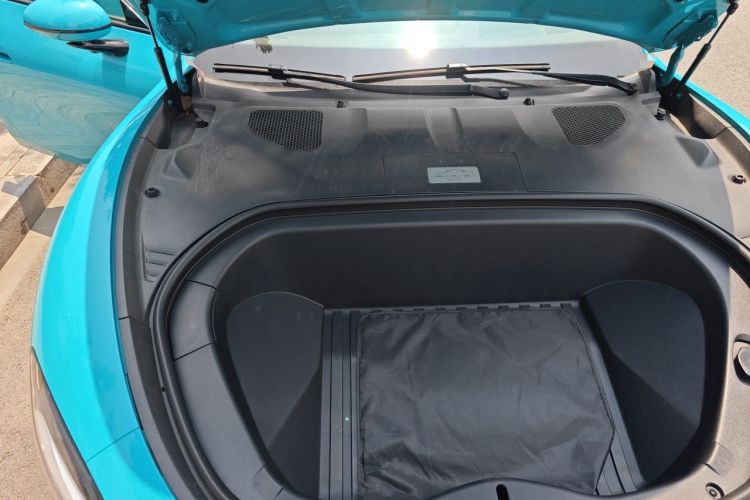 Used Xiaomi Auto SU7 2024 Four-Wheel Drive Ultra-Long Range Advanced Intelligent Driving Max Edition Engine Bay Right