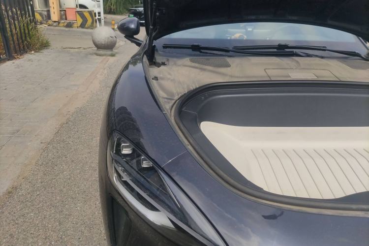 Used Xiaomi Auto SU7 2024 Rear-Drive Ultra-Long Range Advanced Pro-Level Intelligent Driving Version Engine Bay Right