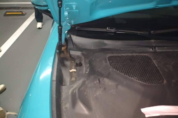 Used Xiaomi Auto SU7 2024 Four-Wheel-Drive Max Founder's Edition Engine Bay Right