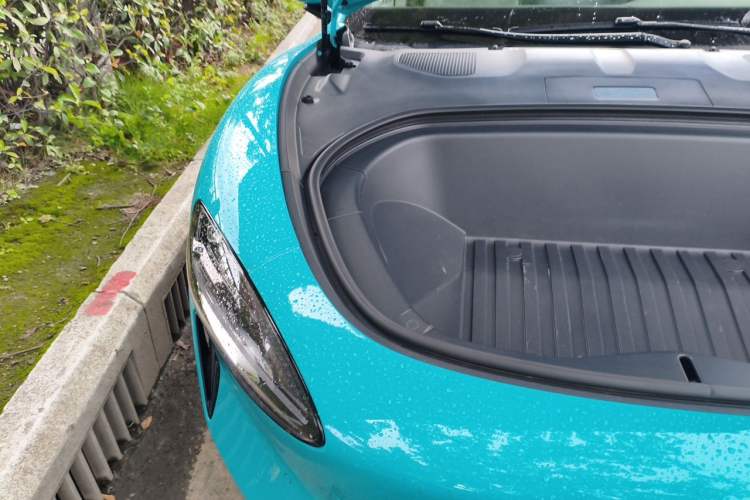 Used Xiaomi Auto SU7 2024 Rear-Drive Standard Founder Edition Engine Bay Right
