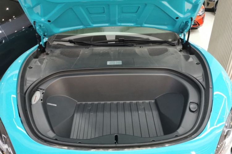 Used Xiaomi Auto SU7 2024 Rear-Drive Long-Range Intelligent Driving Version Engine Bay