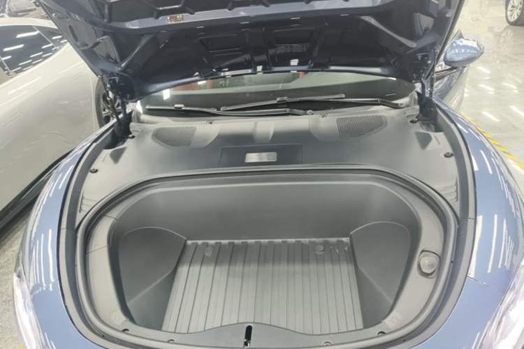 Used Xiaomi Auto SU7 2024 Rear-Drive Ultra-Long Range Advanced Pro-Level Intelligent Driving Version Engine Bay