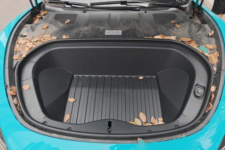 Used Xiaomi Auto SU7 2024 Four-Wheel Drive Ultra-Long Range Advanced Intelligent Driving Max Edition Engine Bay