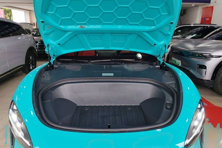 Used Xiaomi Auto SU7 2024 Four-Wheel Drive Ultra-Long Range Advanced Intelligent Driving Max Edition Engine Bay
