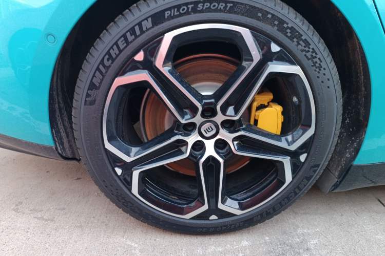 Used Xiaomi Auto SU7 2024 Four-Wheel-Drive Max Founder's Edition Exterior 1