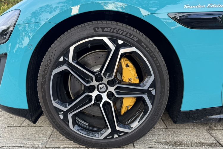 Used Xiaomi Auto SU7 2024 Four-Wheel-Drive Max Founder's Edition Exterior 2