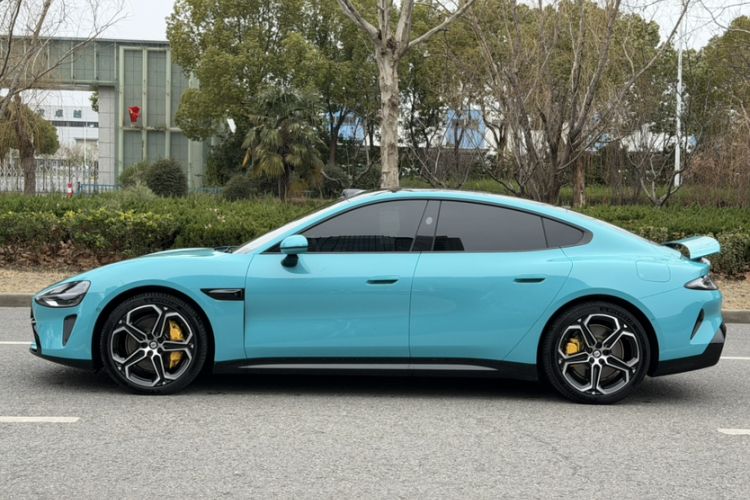 Used Xiaomi Auto SU7 2024 Four-Wheel Drive Ultra-Long Range Advanced Intelligent Driving Max Edition Exterior 3