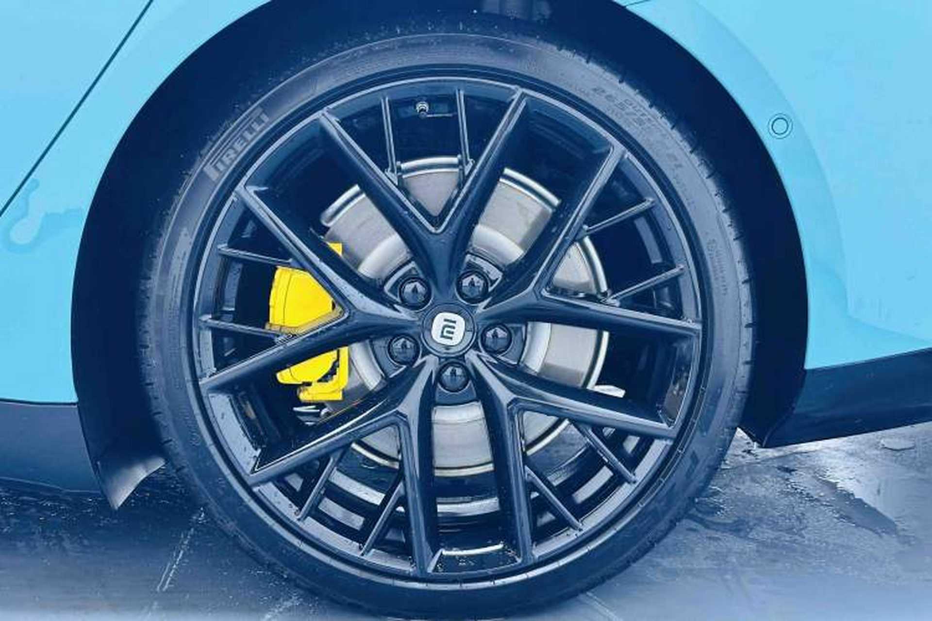 Used Xiaomi Auto SU7 2024 Four-Wheel Drive Ultra-Long Range Advanced Intelligent Driving Max Edition Exterior 4