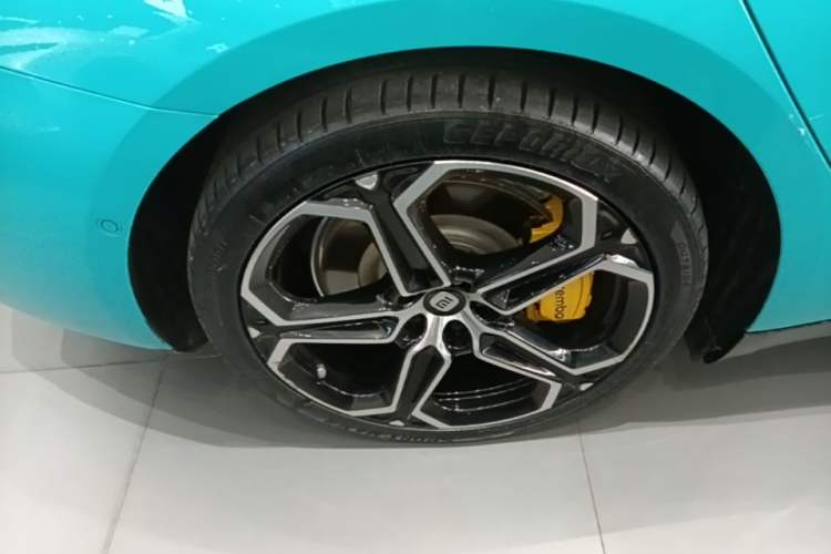Used Xiaomi Auto SU7 2024 Rear-Drive Ultra-Long Range Advanced Pro-Level Intelligent Driving Version Exterior 5