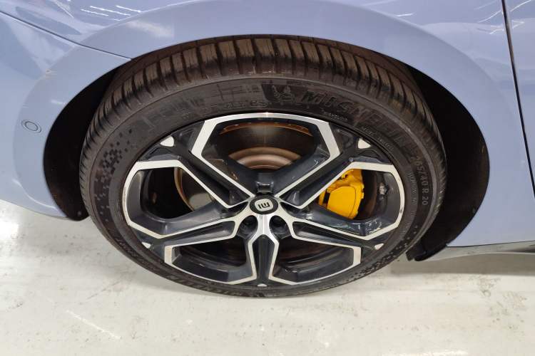 Used Xiaomi Auto SU7 2024 Four-Wheel Drive Ultra-Long Range Advanced Intelligent Driving Max Edition Exterior 5