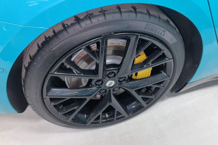 Used Xiaomi Auto SU7 2024 Four-Wheel Drive Ultra-Long Range Advanced Intelligent Driving Max Edition Exterior 5