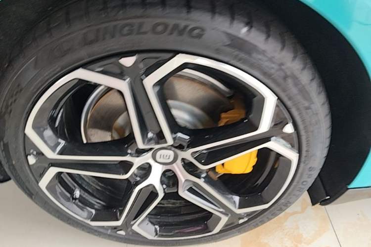 Used Xiaomi Auto SU7 2024 Rear-Drive Long-Range Intelligent Driving Version Exterior 5