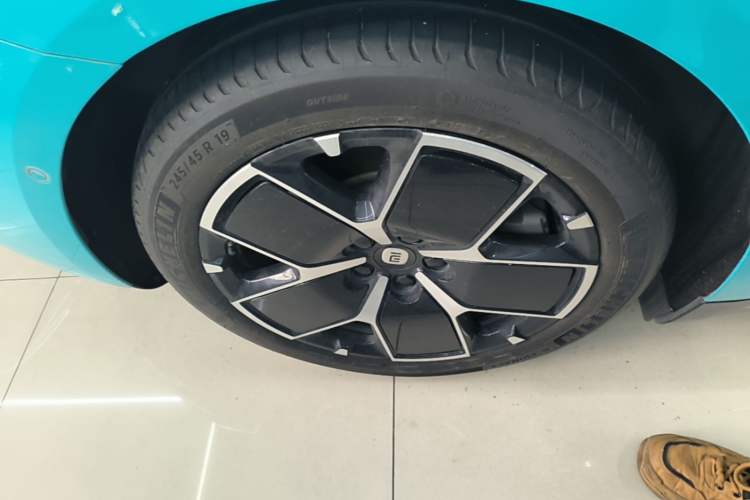 Used Xiaomi Auto SU7 2024 Rear-Drive Long-Range Intelligent Driving Version Exterior 5