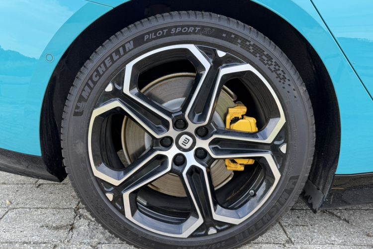 Used Xiaomi Auto SU7 2024 Four-Wheel-Drive Max Founder's Edition Exterior 6