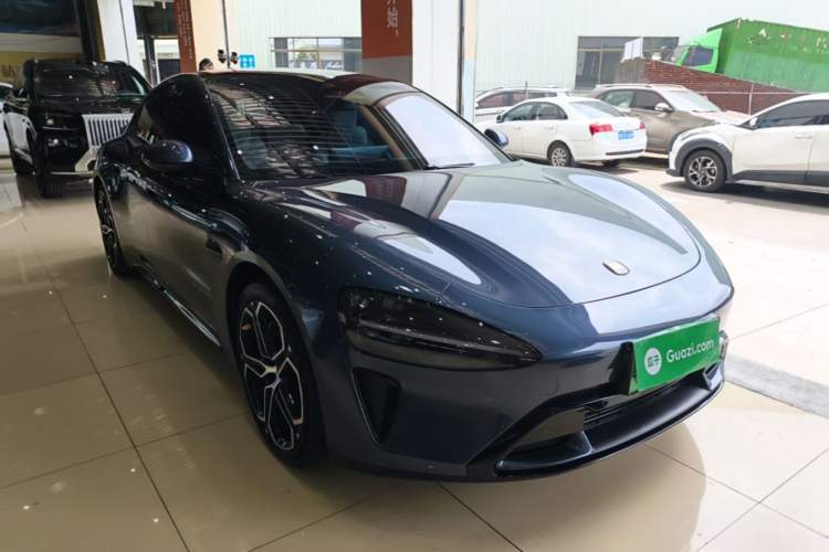 Used Xiaomi Auto SU7 2024 Rear-Drive Ultra-Long Range Advanced Pro-Level Intelligent Driving Version Front Right 45 Deg