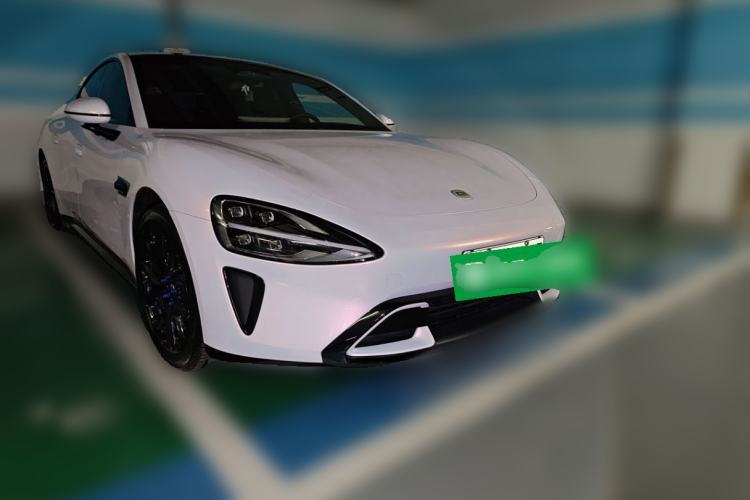 Used Xiaomi Auto SU7 2024 Rear-Drive Long-Range Intelligent Driving Version Front Right 45 Deg