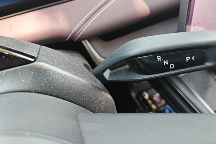 Used Xiaomi Auto SU7 2024 Rear-Drive Ultra-Long Range Advanced Pro-Level Intelligent Driving Version Gear Lever