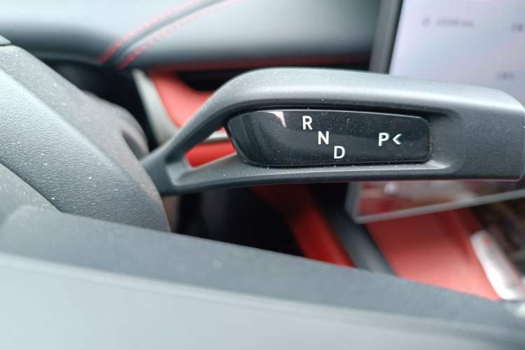 Used Xiaomi Auto SU7 2024 Rear-Drive Long-Range Intelligent Driving Version Gear Lever