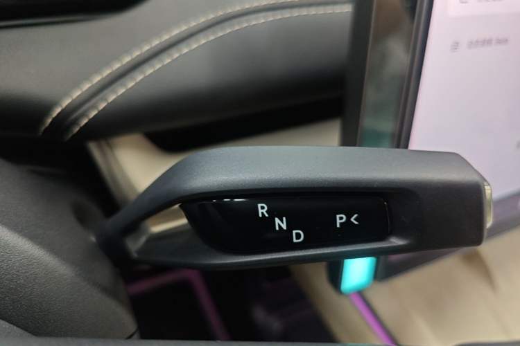 Used Xiaomi Auto SU7 2024 Rear-Drive Long-Range Intelligent Driving Version Gear Lever