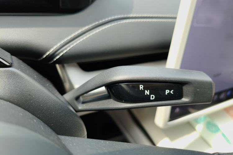 Used Xiaomi Auto SU7 2024 Rear-Drive Long-Range Intelligent Driving Version Gear Lever
