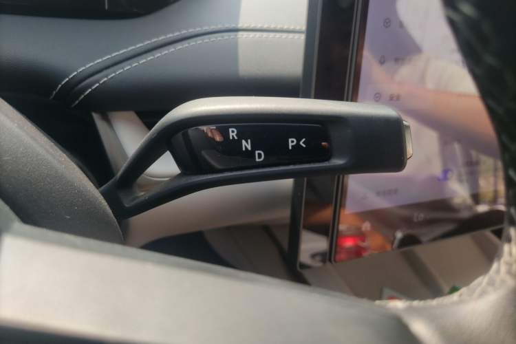 Used Xiaomi Auto SU7 2024 Rear-Drive Ultra-Long Range Advanced Pro-Level Intelligent Driving Version Gear Lever