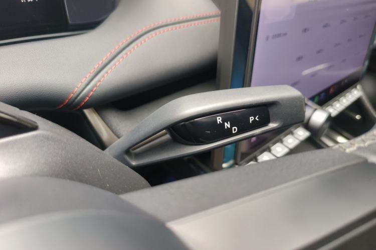 Used Xiaomi Auto SU7 2024 Four-Wheel-Drive Max Founder's Edition Gear Lever