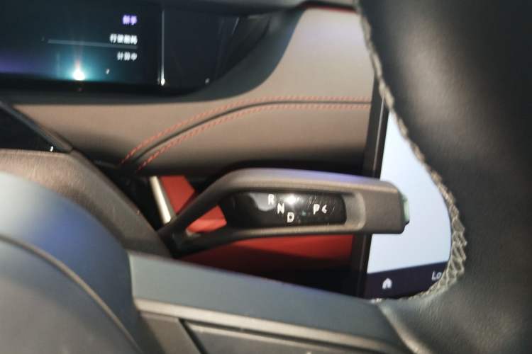 Used Xiaomi Auto SU7 2024 Four-Wheel Drive Ultra-Long Range Advanced Intelligent Driving Max Edition Gear Lever
