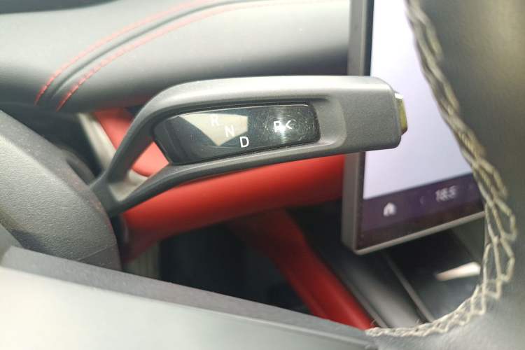 Used Xiaomi Auto SU7 2024 Four-Wheel Drive Ultra-Long Range Advanced Intelligent Driving Max Edition Gear Lever