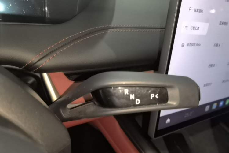 Used Xiaomi Auto SU7 2024 Four-Wheel Drive Ultra-Long Range Advanced Intelligent Driving Max Edition Gear Lever