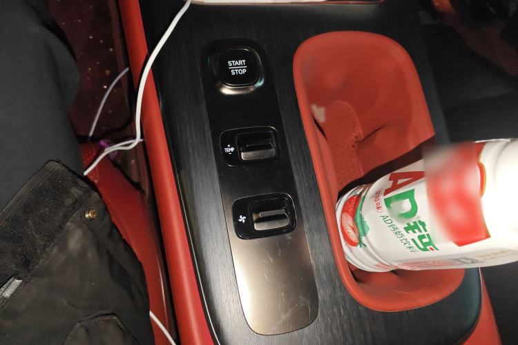 Used Xiaomi Auto SU7 2024 Rear-Drive Long-Range Intelligent Driving Version Gear Lever