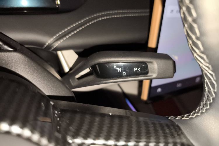 Used Xiaomi Auto SU7 2024 Rear-Drive Long-Range Intelligent Driving Version Gear Lever