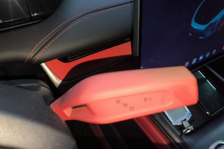 Used Xiaomi Auto SU7 2024 Rear-Drive Ultra-Long Range Advanced Pro-Level Intelligent Driving Version Gear Lever