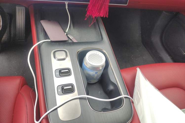 Used Xiaomi Auto SU7 2024 Rear-Drive Long-Range Intelligent Driving Version Gear Lever