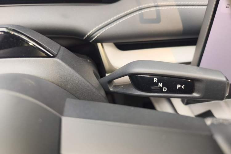 Used Xiaomi Auto SU7 2024 Rear-Drive Long-Range Intelligent Driving Version Gear Lever