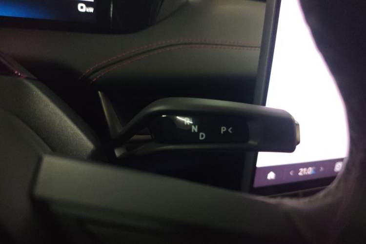 Used Xiaomi Auto SU7 2024 Four-Wheel-Drive Max Founder's Edition Gear Lever