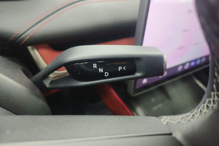 Used Xiaomi Auto SU7 2024 Rear-Drive Ultra-Long Range Advanced Pro-Level Intelligent Driving Version Gear Lever