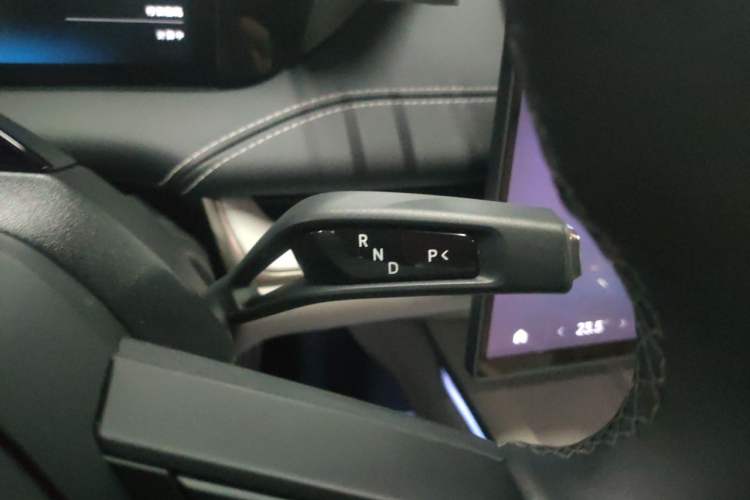 Used Xiaomi Auto SU7 2024 Four-Wheel-Drive Max Founder's Edition Gear Lever
