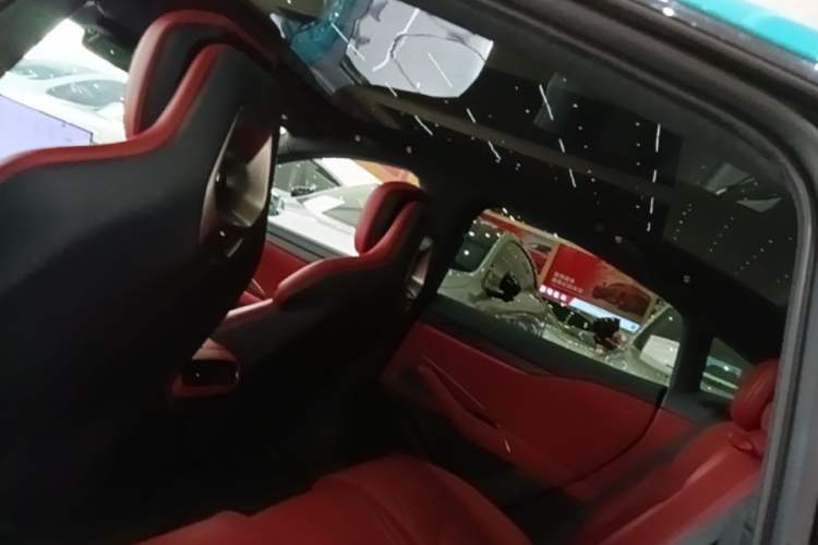 Used Xiaomi Auto SU7 2024 Rear-Drive Ultra-Long Range Advanced Pro-Level Intelligent Driving Version Headliner