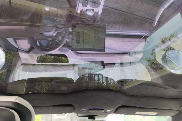 Used Xiaomi Auto SU7 2024 Four-Wheel Drive Ultra-Long Range Advanced Intelligent Driving Max Edition Headliner