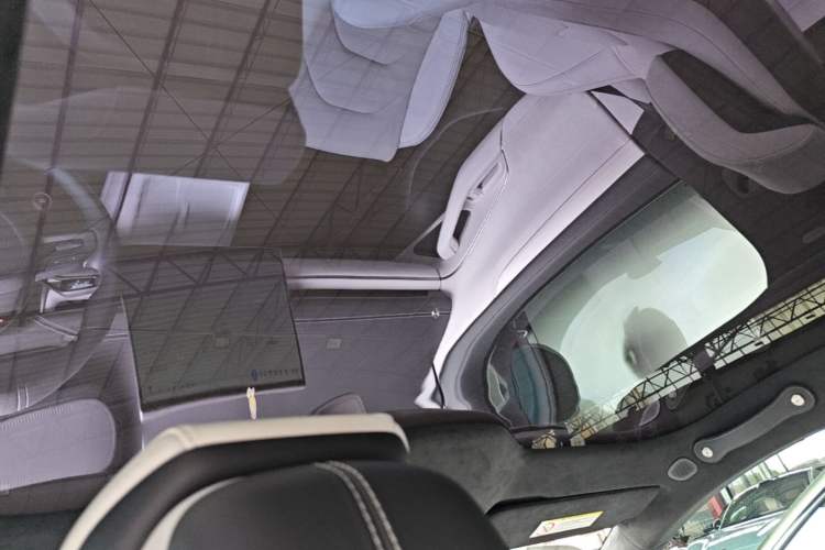 Used Xiaomi Auto SU7 2024 Four-Wheel Drive Ultra-Long Range Advanced Intelligent Driving Max Edition Headliner
