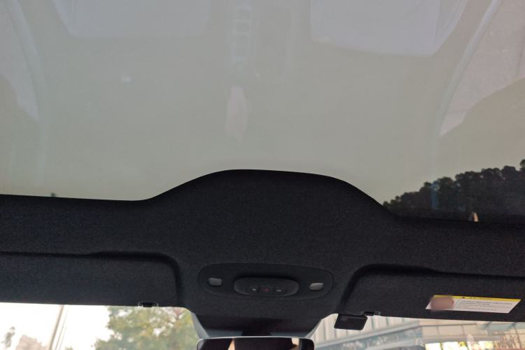 Used Xiaomi Auto SU7 2024 Rear-Drive Ultra-Long Range Advanced Pro-Level Intelligent Driving Version Headliner