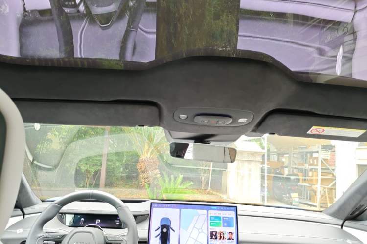 Used Xiaomi Auto SU7 2024 Four-Wheel Drive Ultra-Long Range Advanced Intelligent Driving Max Edition Headliner