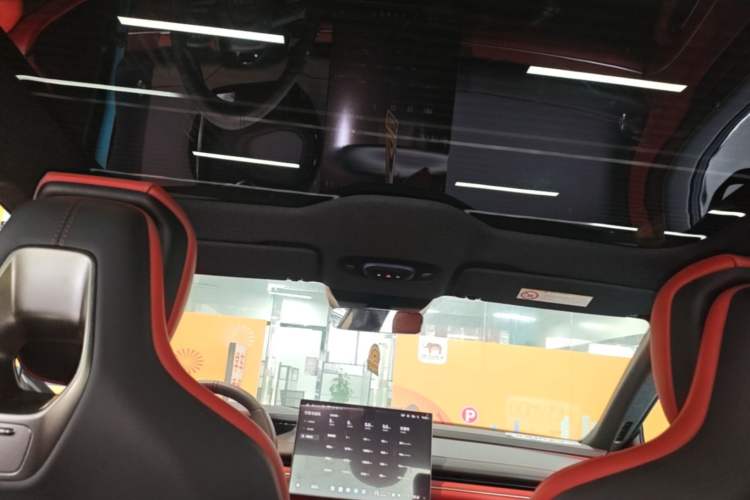 Used Xiaomi Auto SU7 2024 Rear-Drive Long-Range Intelligent Driving Version Headliner