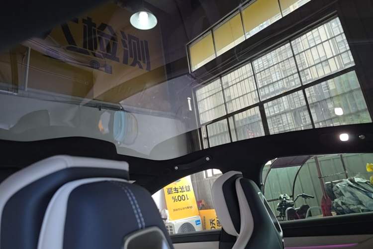 Used Xiaomi Auto SU7 2024 Four-Wheel Drive Ultra-Long Range Advanced Intelligent Driving Max Edition Headliner