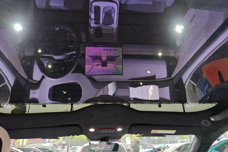 Used Xiaomi Auto SU7 2024 Four-Wheel Drive Ultra-Long Range Advanced Intelligent Driving Max Edition Headliner
